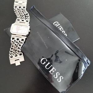 Guess Chain Diamond "Love" Watch